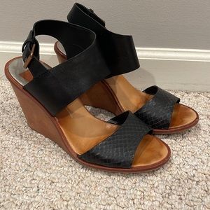Dolce Vita Jodi Wood and Leather Wedge Sandals size 10